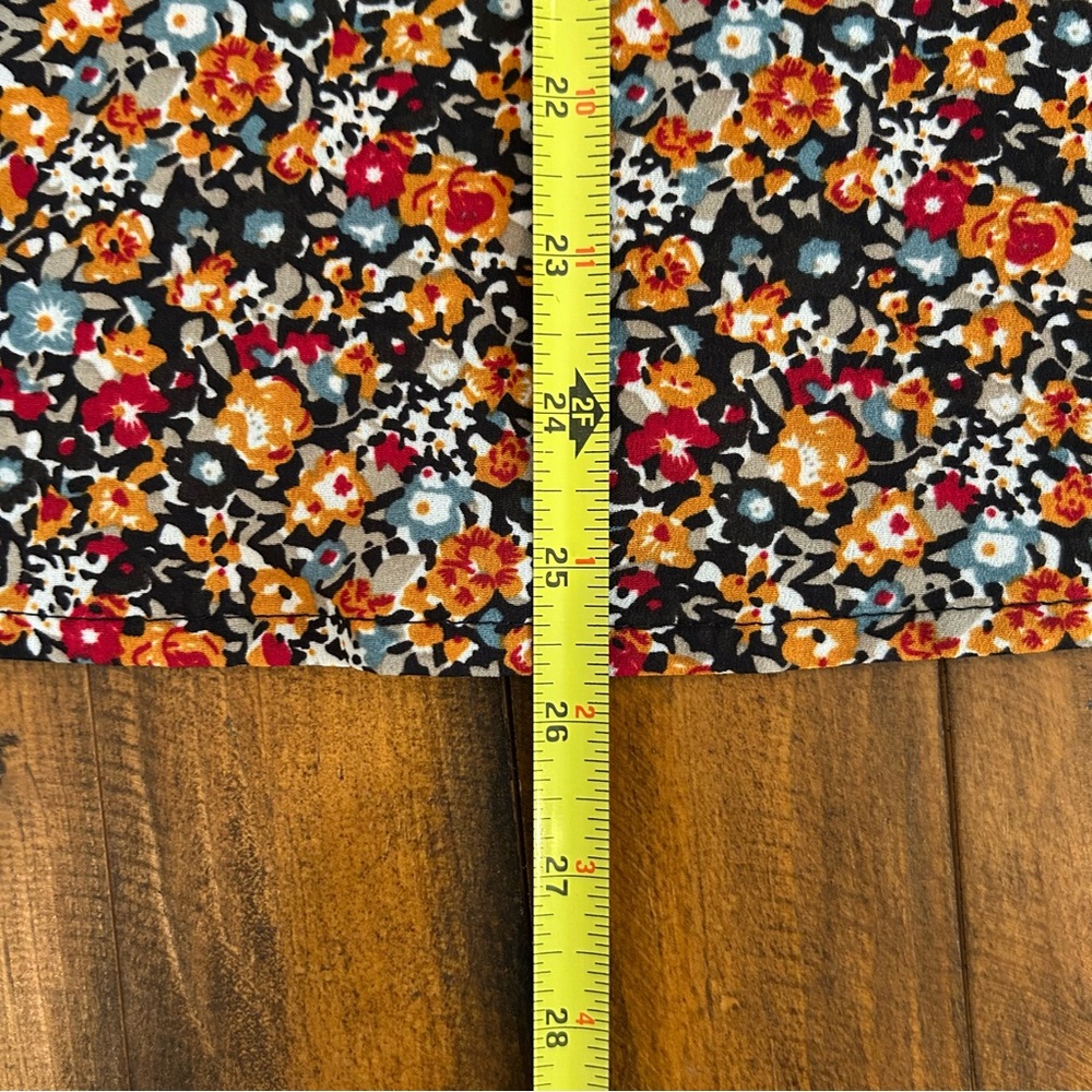Floral Multicolor Quarter Sleeve Smocked Top - Picture 8 of 8